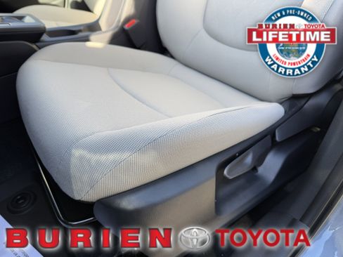 New 2026 Toyota Corolla Cross L image 12