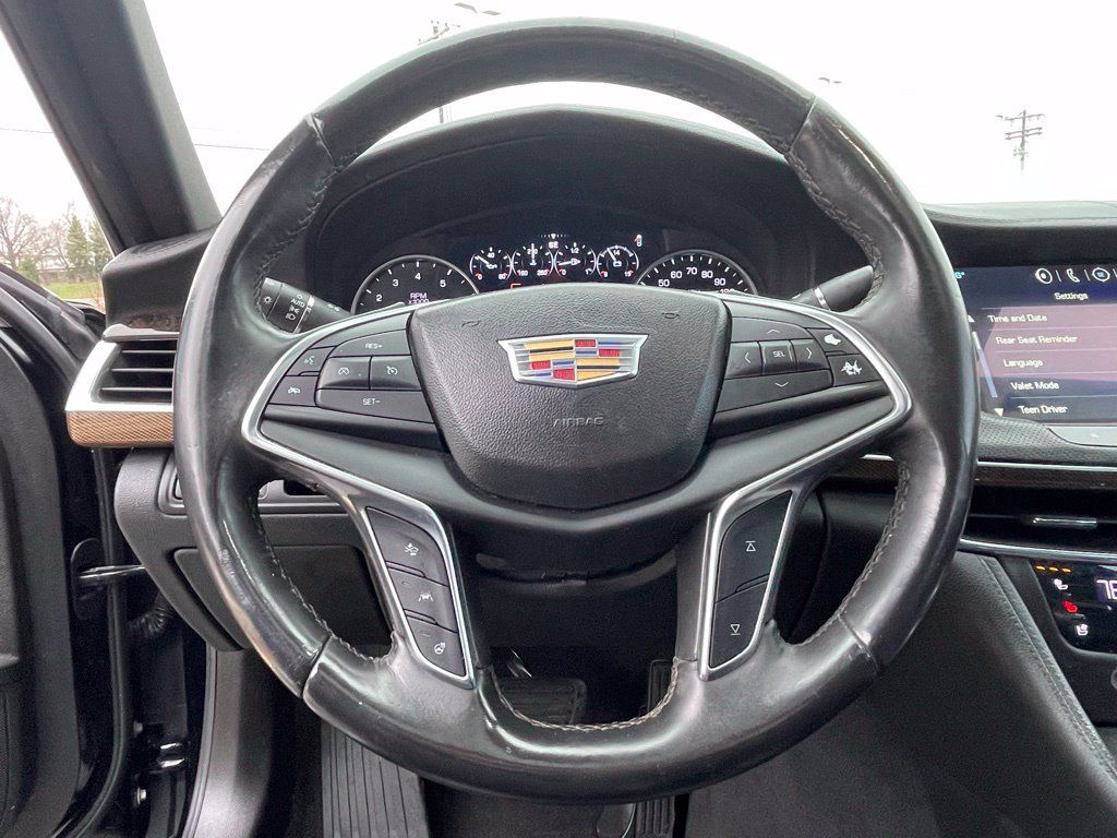 Used 2018 Cadillac CT6 Luxury w/ Active Chassis Package AWD/4WD image 13