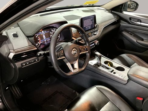 Used 2019 Nissan Altima 2.5 Platinum FWD image 18