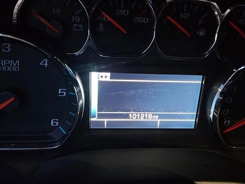 Used 2019 Chevrolet Tahoe LT image 15