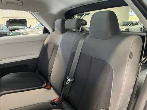Used 2024 Hyundai Ioniq 5 SE RWD image 17