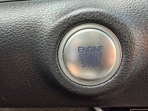 Used 2022 Hyundai Sonata Limited FWD image 27