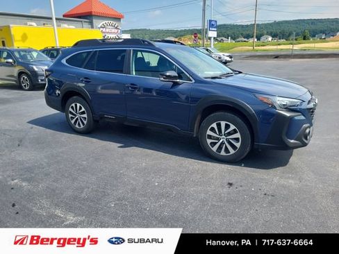 Used 2024 Subaru Outback Premium AWD/4WD image 5