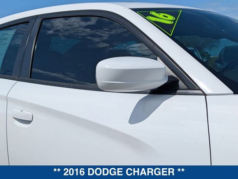 Used 2016 Dodge Charger SRT Hellcat w/ Harman/Kardon Audio Group image 10