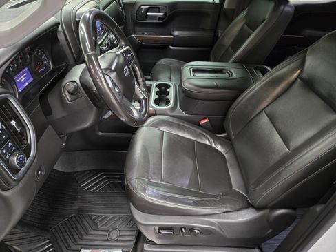 Used 2020 Chevrolet Silverado 1500 LT Trail Boss AWD/4WD image 7