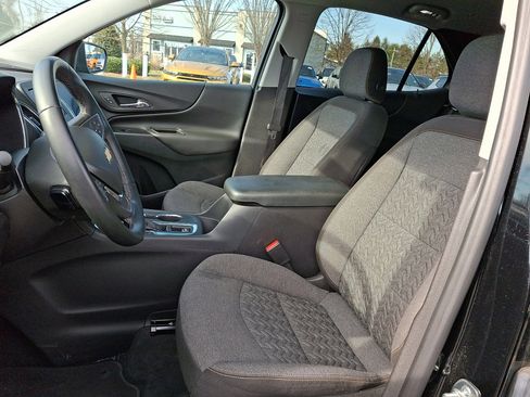 Used 2024 Chevrolet Equinox LT image 24