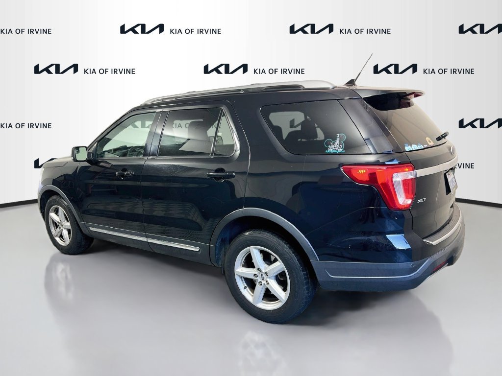 Used 2018 Ford Explorer XLT FWD image 5