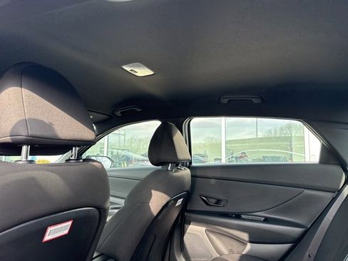 Certified 2025 Hyundai Elantra Sport image 54