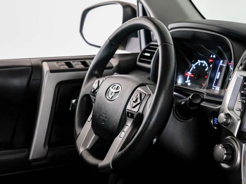 Used 2020 Toyota 4Runner SR5 Premium w/ Moonroof Package RWD image 13