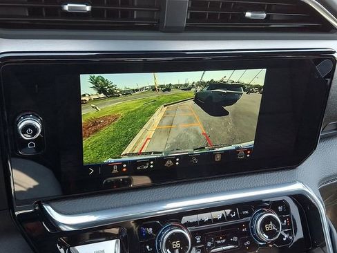 Used 2025 GMC Sierra 1500 Denali w/ Denali Reserve Package AWD/4WD image 18