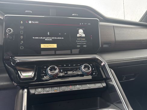 Used 2025 GMC Sierra 2500 Denali Ultimate image 20