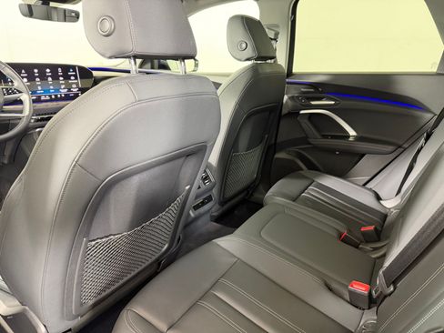 Used 2025 Audi Q5 Premium AWD/4WD image 25