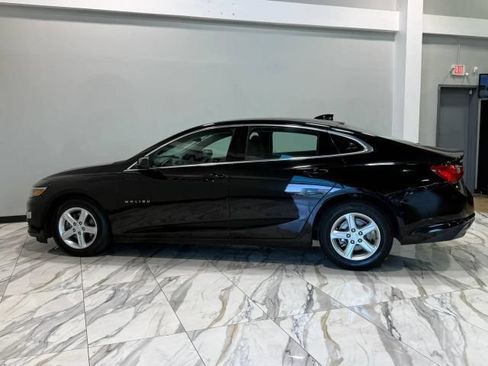 Used 2025 Chevrolet Malibu LT FWD image 9