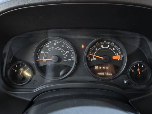 Used 2016 Jeep Patriot Latitude image 2