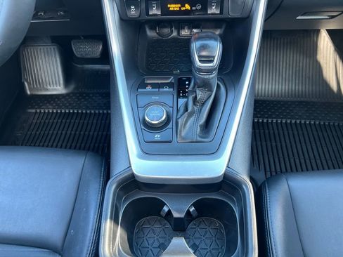 Used 2021 Toyota RAV4 XSE w/ XSE Grade Weather Package image 29