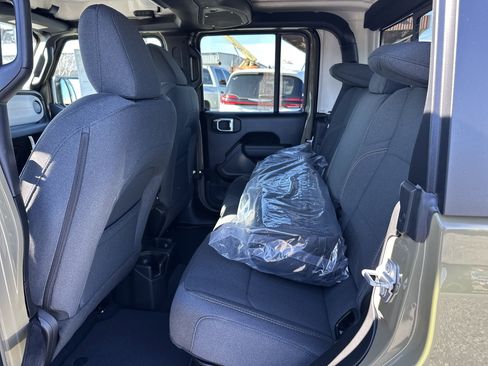 New 2026 Jeep Gladiator Sport image 11