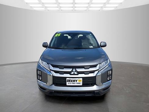 Used 2025 Mitsubishi Outlander Sport ES image 3