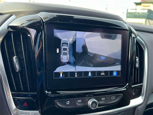 Certified 2023 Chevrolet Traverse RS image 30