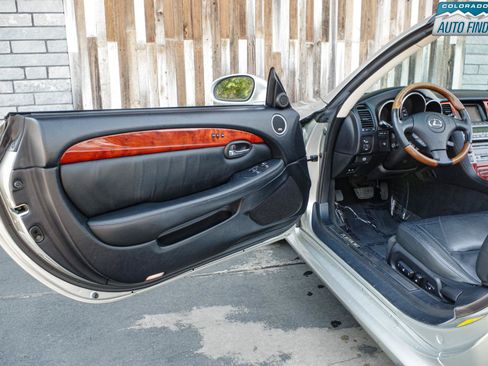 Used 2002 Lexus SC 430 Convertible RWD image 17