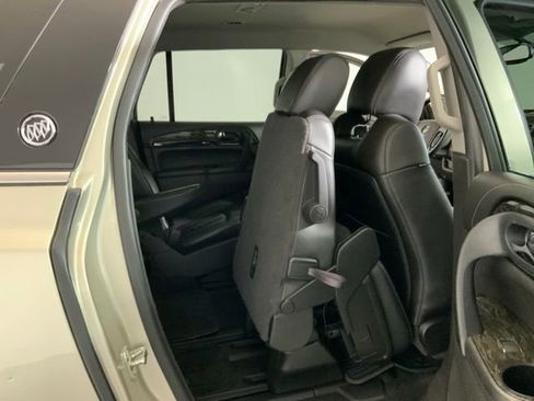 Used 2014 Buick Enclave Leather AWD/4WD image 29