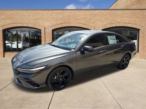 New 2026 Hyundai Elantra SEL Sport Premium w/ Cargo Package image 8