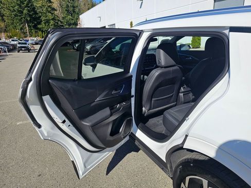 Used 2025 Chevrolet Equinox EV LT w/ Convenience Package FWD image 15