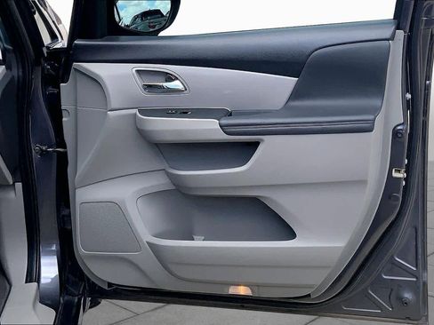Used 2015 Honda Odyssey EX image 23