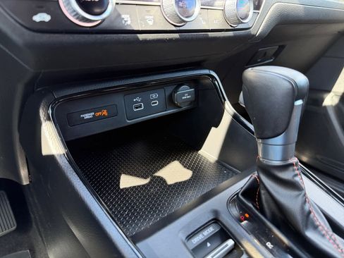 Used 2025 Honda CR-V Sport image 22
