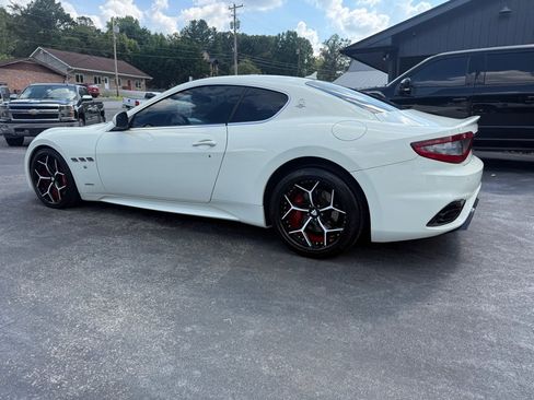 Used 2018 Maserati GranTurismo Sport RWD image 17