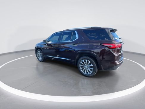 Used 2023 Chevrolet Traverse Premier w/ LPO, Floor Liner Package AWD/4WD image 6