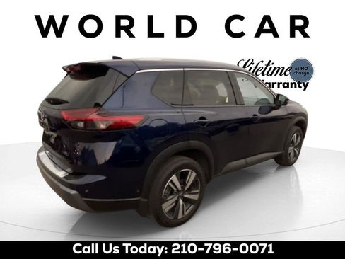 Used 2024 Nissan Rogue SL w/ SL Premium Package FWD image 4