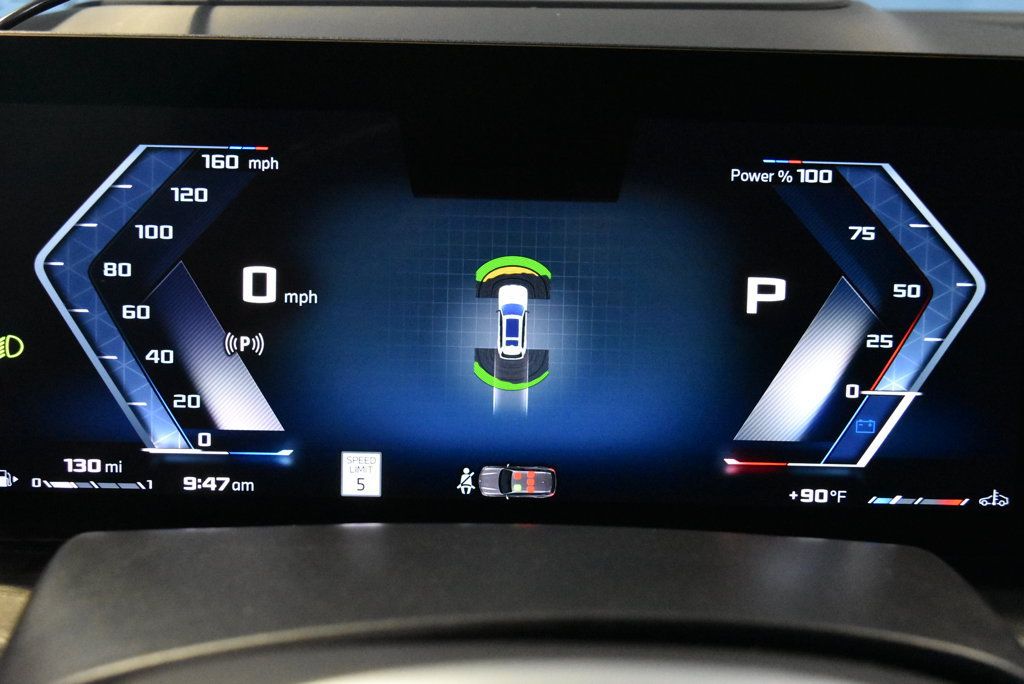 Used 2025 BMW X7 M60i AWD/4WD image 19