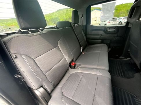 Used 2021 Chevrolet Silverado 1500 LT AWD/4WD image 16