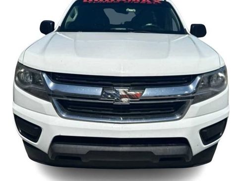 Used 2017 Chevrolet Colorado W/T w/ WT Convenience Package RWD image 2