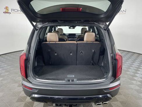 Used 2022 Kia Telluride SX w/ SX Prestige Package image 42