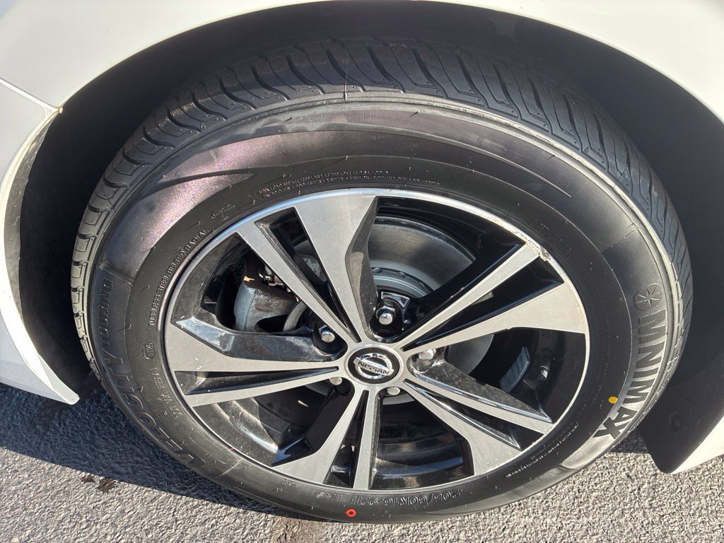 Certified 2023 Nissan Sentra SV FWD image 12