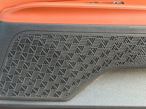 New 2026 Kia Carnival EX image 22