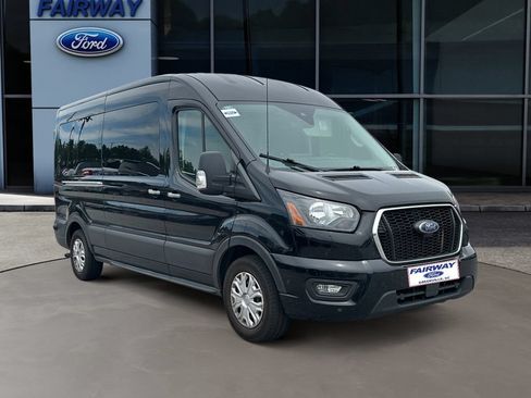 Used 2024 Ford Transit 350 XLT RWD image 3