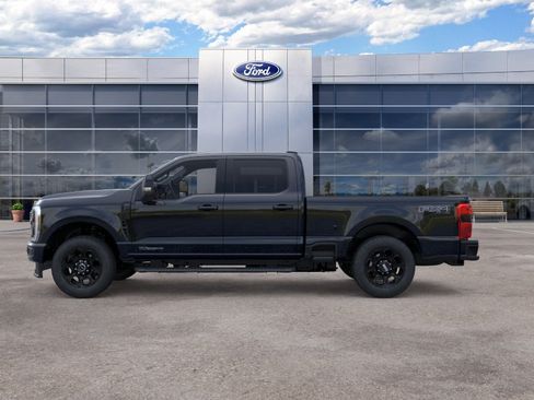 New 2026 Ford F250 Lariat w/ Black Appearance Package AWD/4WD image 3