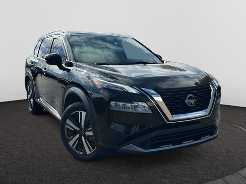 Used 2023 Nissan Rogue SL image 1