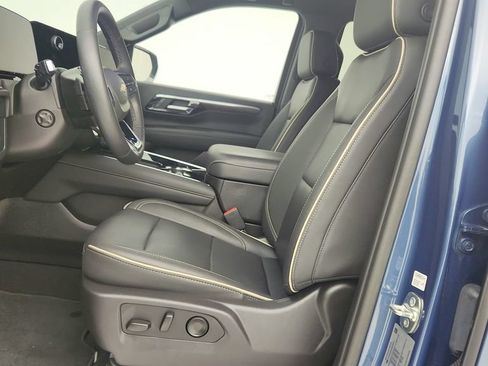Certified 2025 Chevrolet Tahoe Premier RWD image 17