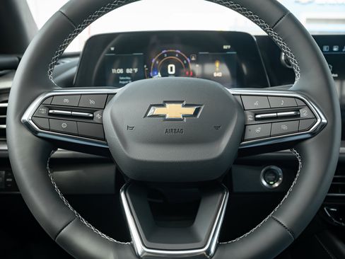 New 2026 Chevrolet Traverse LT w/ Driver Confidence Package image 18