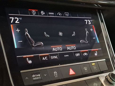 Used 2021 Audi Q7 3.0T Premium Plus w/ Premium Plus Package AWD/4WD image 13