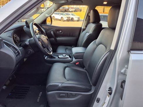 Used 2024 Nissan Armada SV image 12