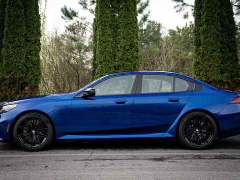 Used 2025 BMW M5 w/ Executive Package AWD/4WD image 12