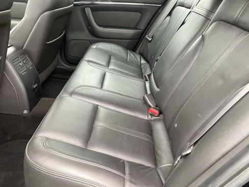 Used 2016 Lincoln MKS image 26