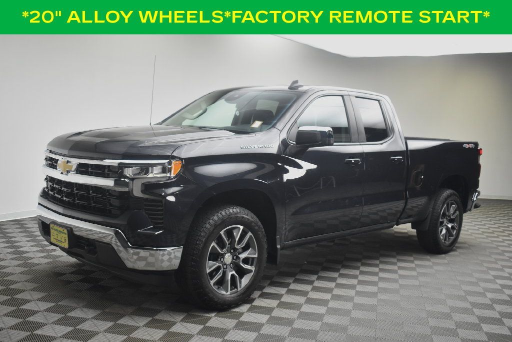 Used 2023 Chevrolet Silverado 1500 LT AWD/4WD image 2