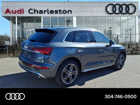 Certified 2024 Audi Q5 e Premium image 3