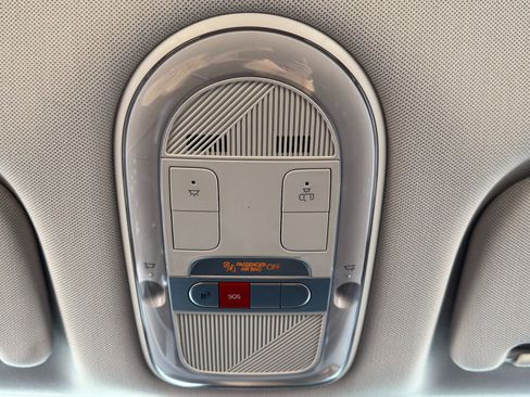 Used 2022 Hyundai Ioniq 5 SE w/ Cargo Package RWD image 28