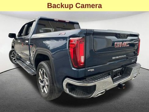 Certified 2022 GMC Sierra 1500 SLT w/ SLT Premium Package image 12